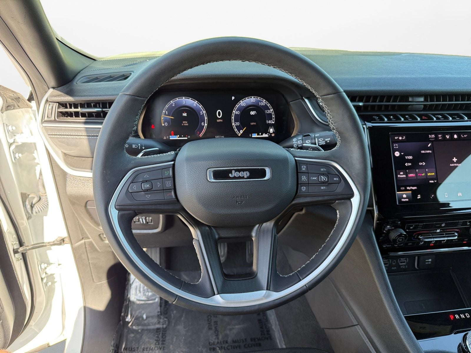 2025 Jeep Grand Cherokee Altitude 4x4