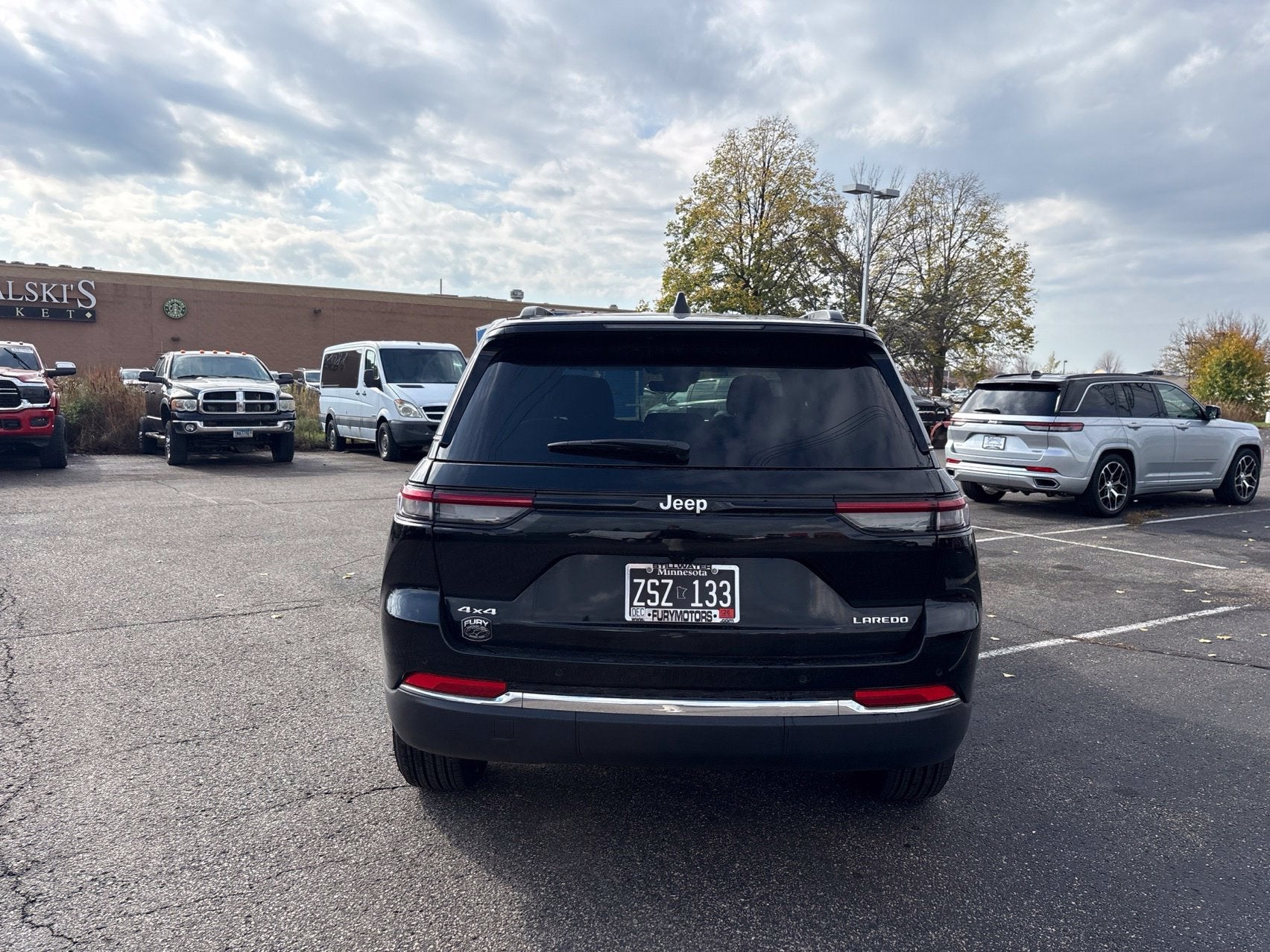 2025 Jeep Grand Cherokee Laredo X 4x4