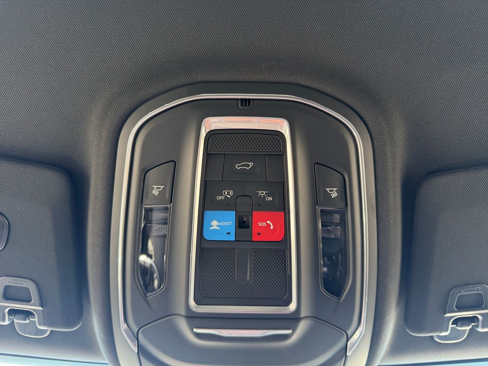 2027 Jeep Grand Cherokee GRAND CHEROKEE LIMITED 4X4