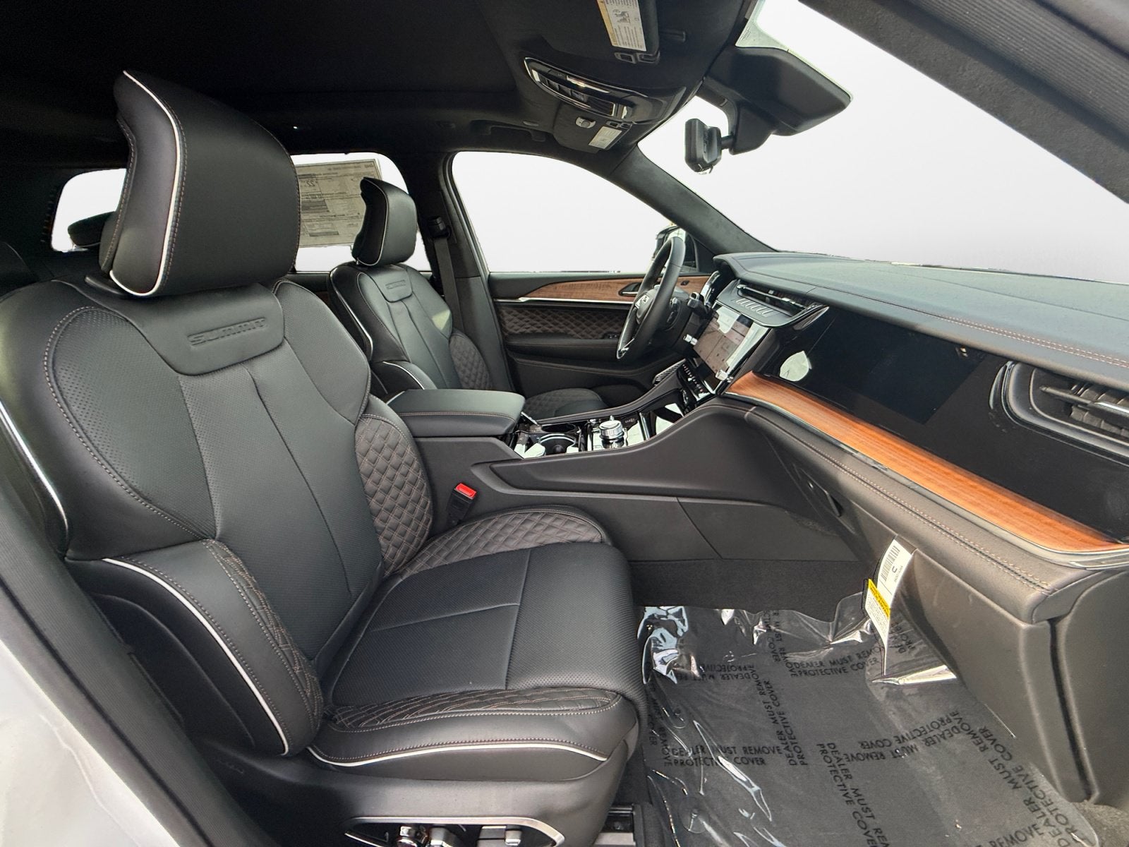 2027 Jeep Grand Cherokee GRAND CHEROKEE SUMMIT 4X4