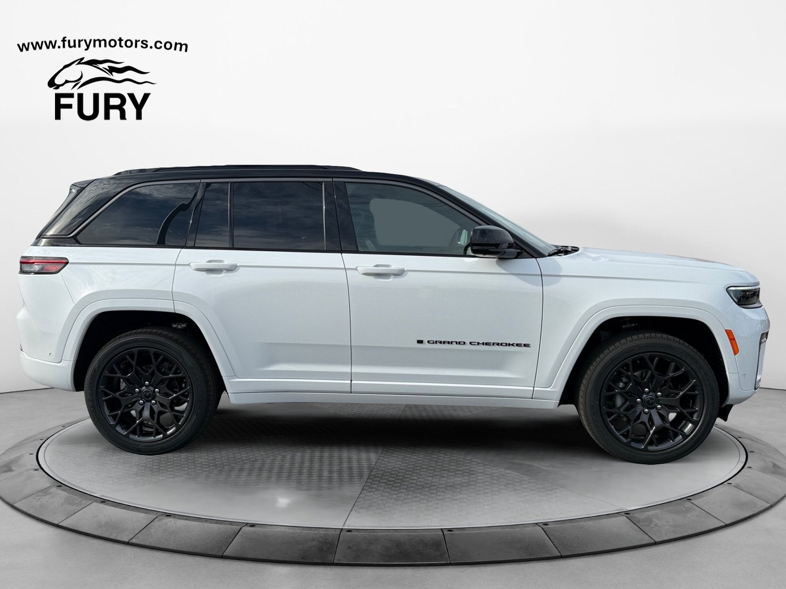 2027 Jeep Grand Cherokee GRAND CHEROKEE SUMMIT 4X4