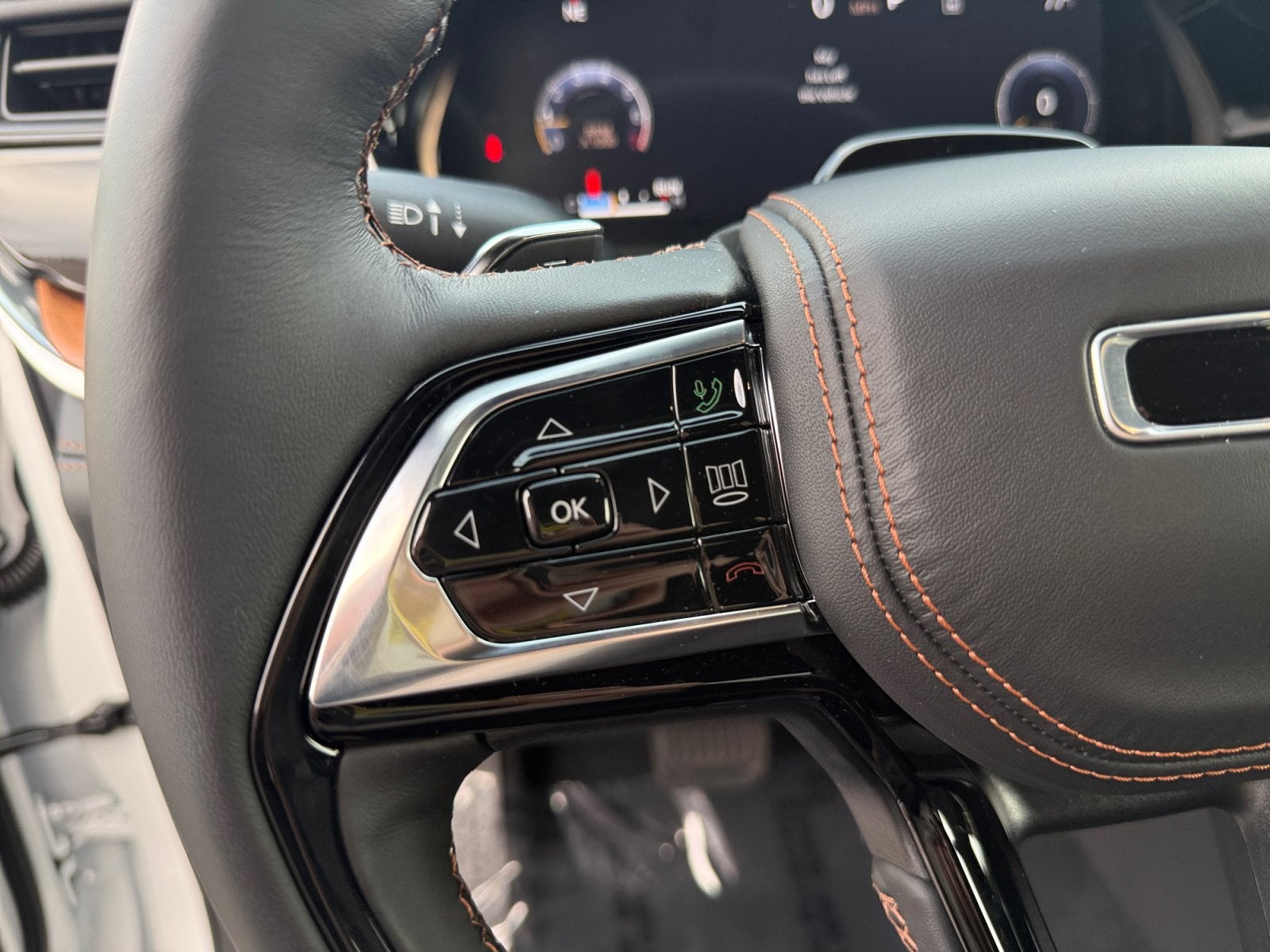 2027 Jeep Grand Cherokee GRAND CHEROKEE SUMMIT 4X4