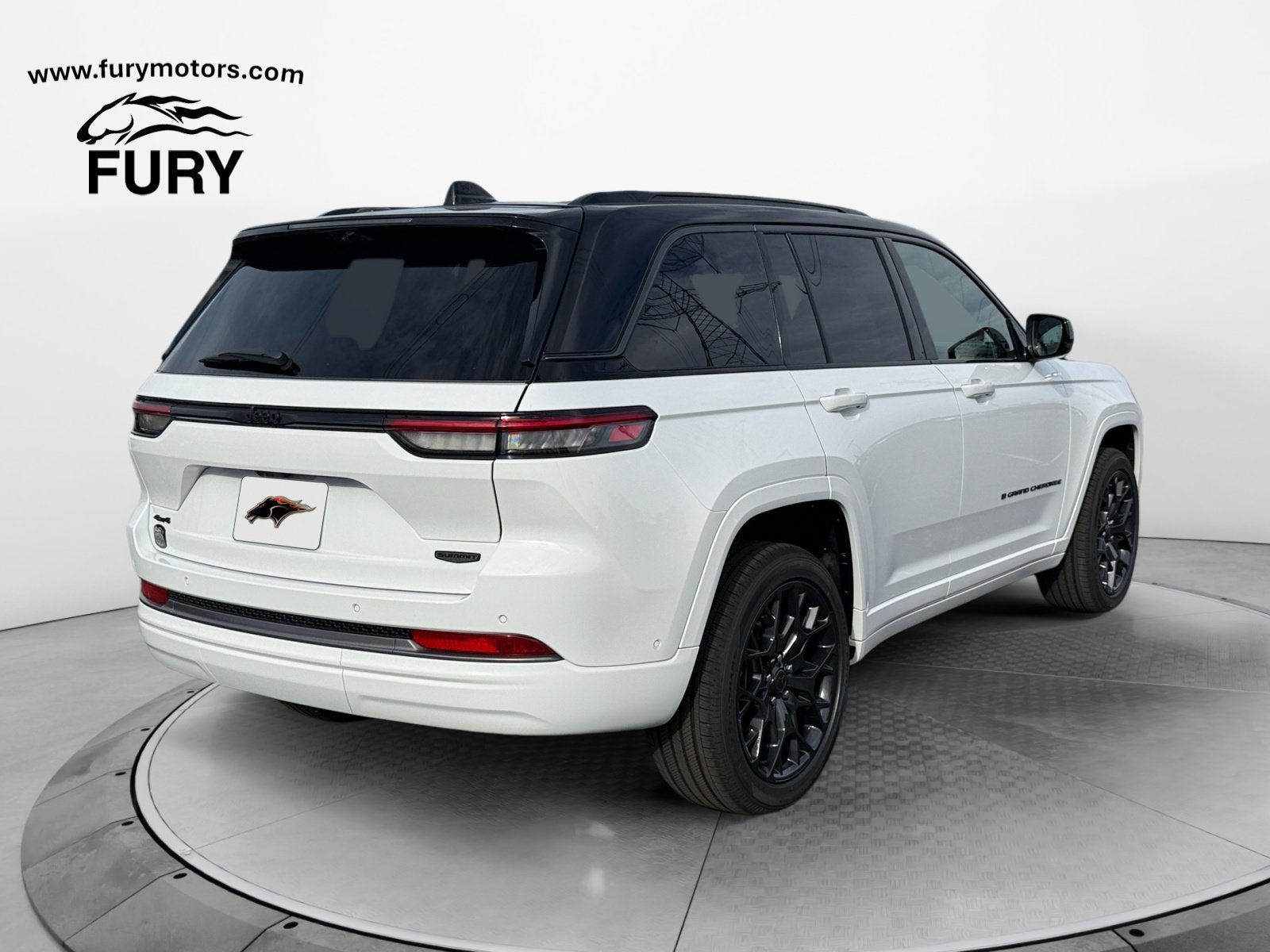 2027 Jeep Grand Cherokee GRAND CHEROKEE SUMMIT 4X4