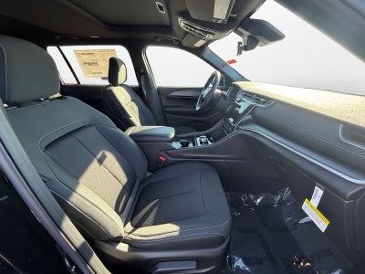2025 Jeep Grand Cherokee GRAND CHEROKEE L LAREDO X 4X4