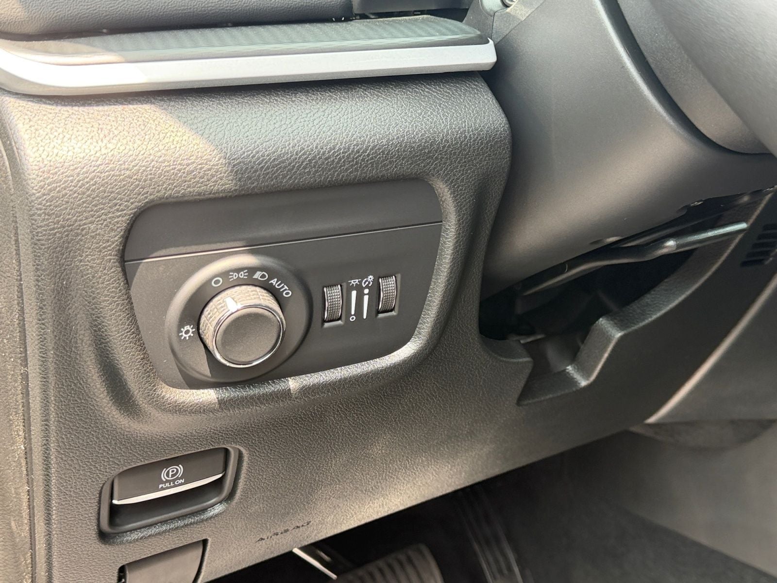 2026 Jeep Grand Cherokee GRAND CHEROKEE L LAREDO X 4X4