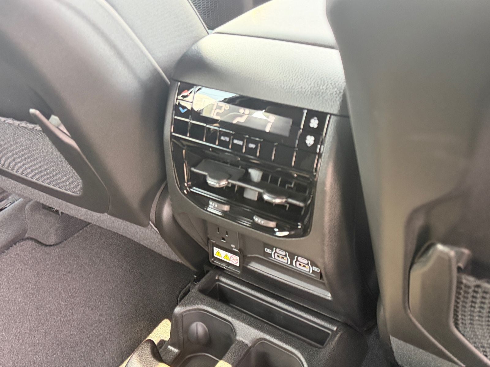 2026 Jeep Grand Cherokee GRAND CHEROKEE L LAREDO X 4X4