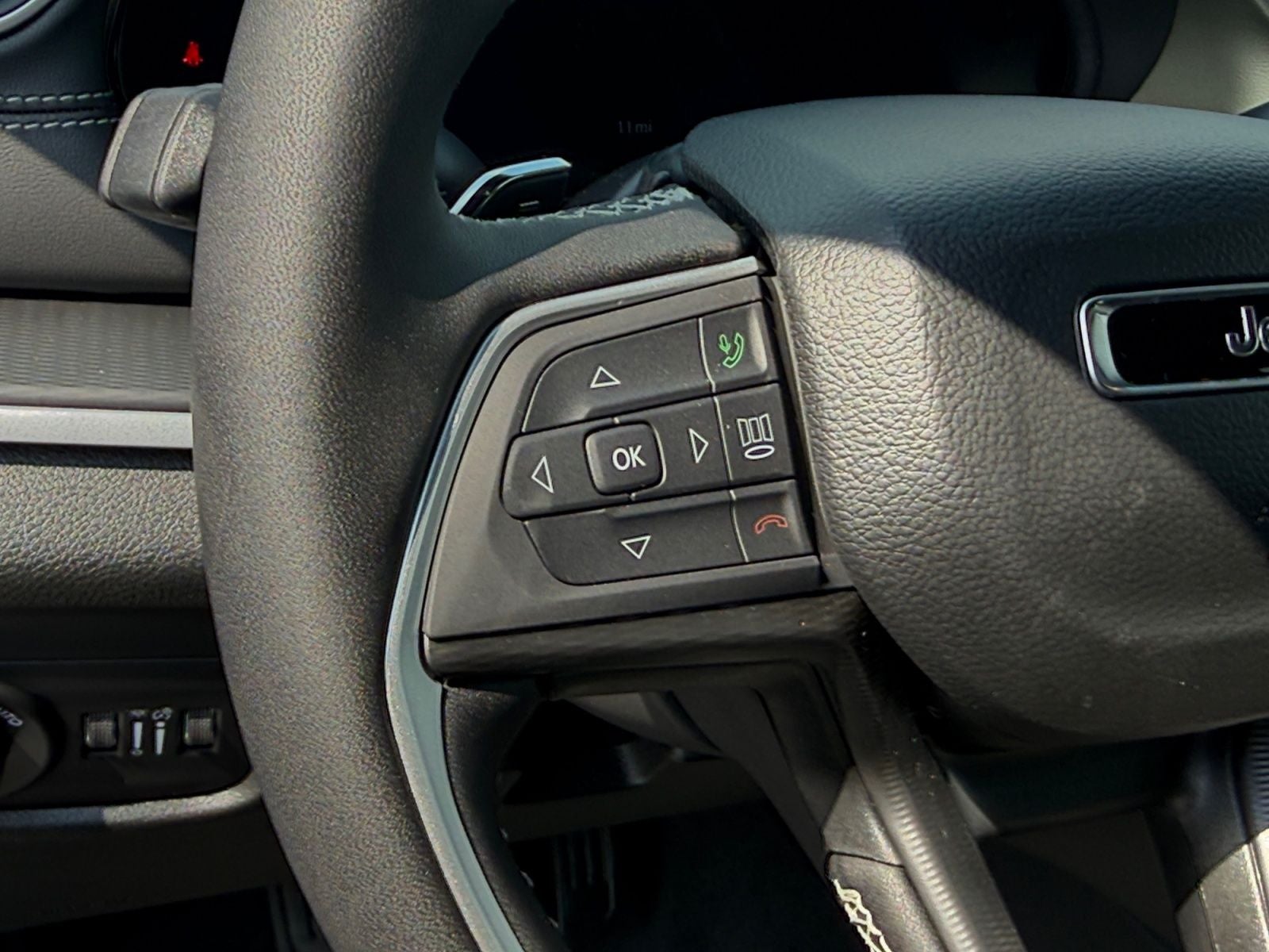 2026 Jeep Grand Cherokee GRAND CHEROKEE L LAREDO X 4X4