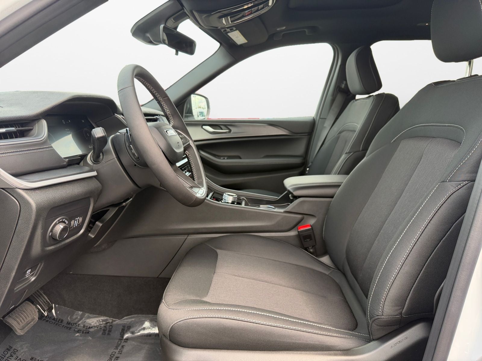2026 Jeep Grand Cherokee GRAND CHEROKEE L LAREDO X 4X4