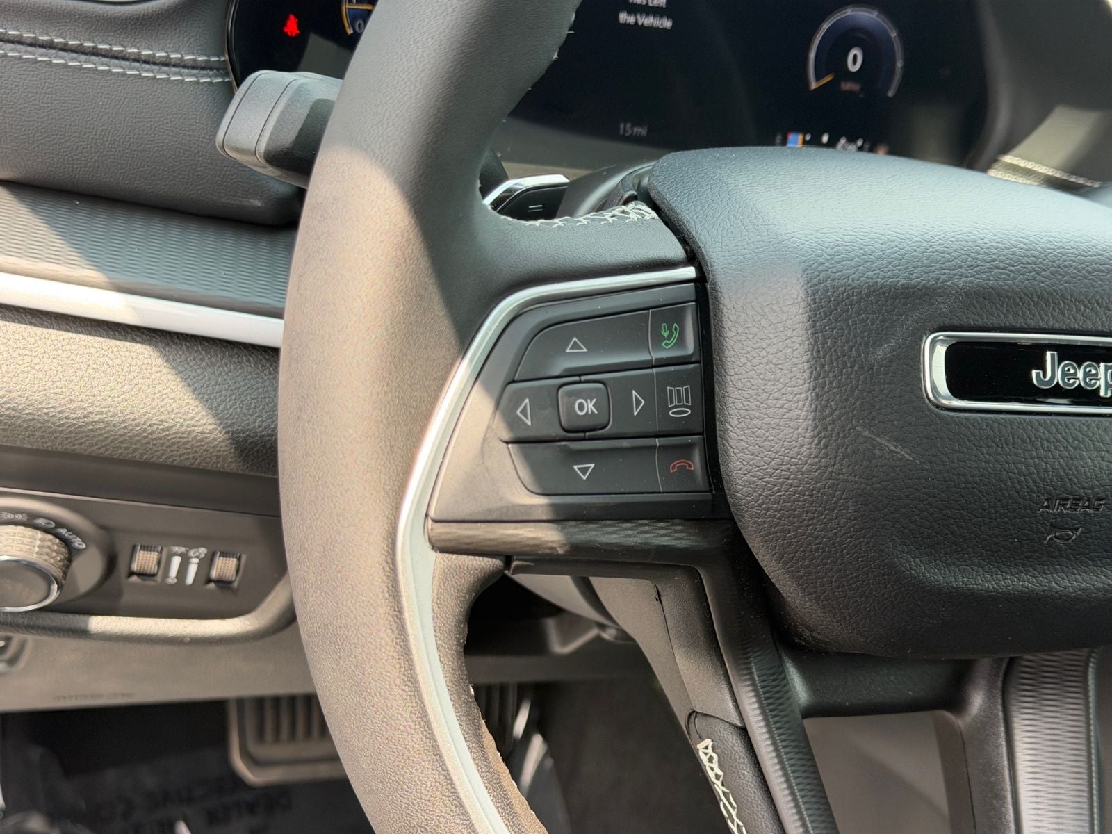2026 Jeep Grand Cherokee GRAND CHEROKEE L LAREDO X 4X4