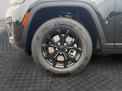 2026 Jeep Grand Cherokee GRAND CHEROKEE L LAREDO ALTITUDE 4X4