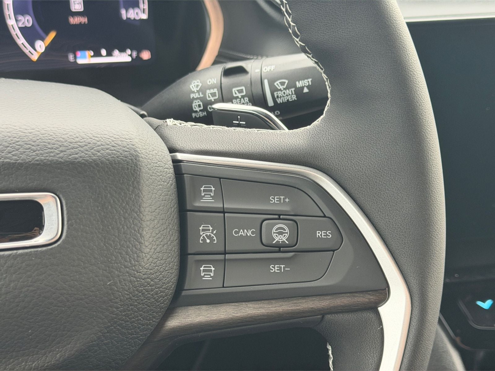 2026 Jeep Grand Cherokee GRAND CHEROKEE L LAREDO ALTITUDE 4X4