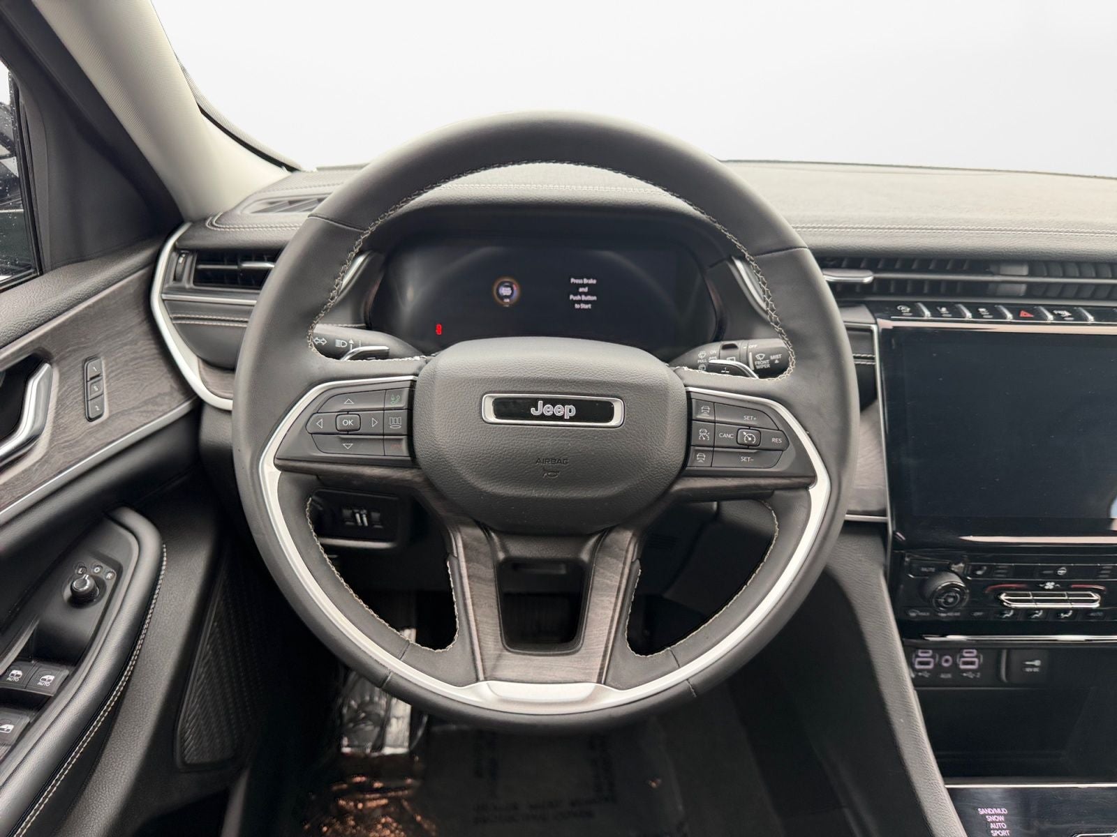 2023 Jeep Grand Cherokee L Limited 4x4