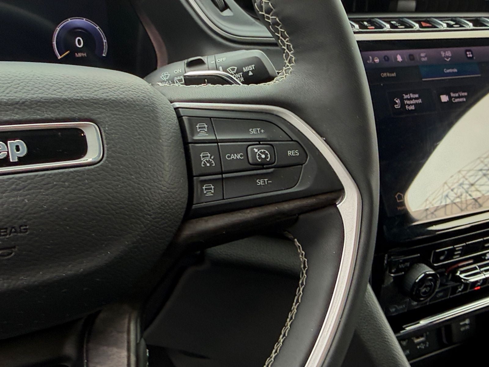 2023 Jeep Grand Cherokee L Limited 4x4