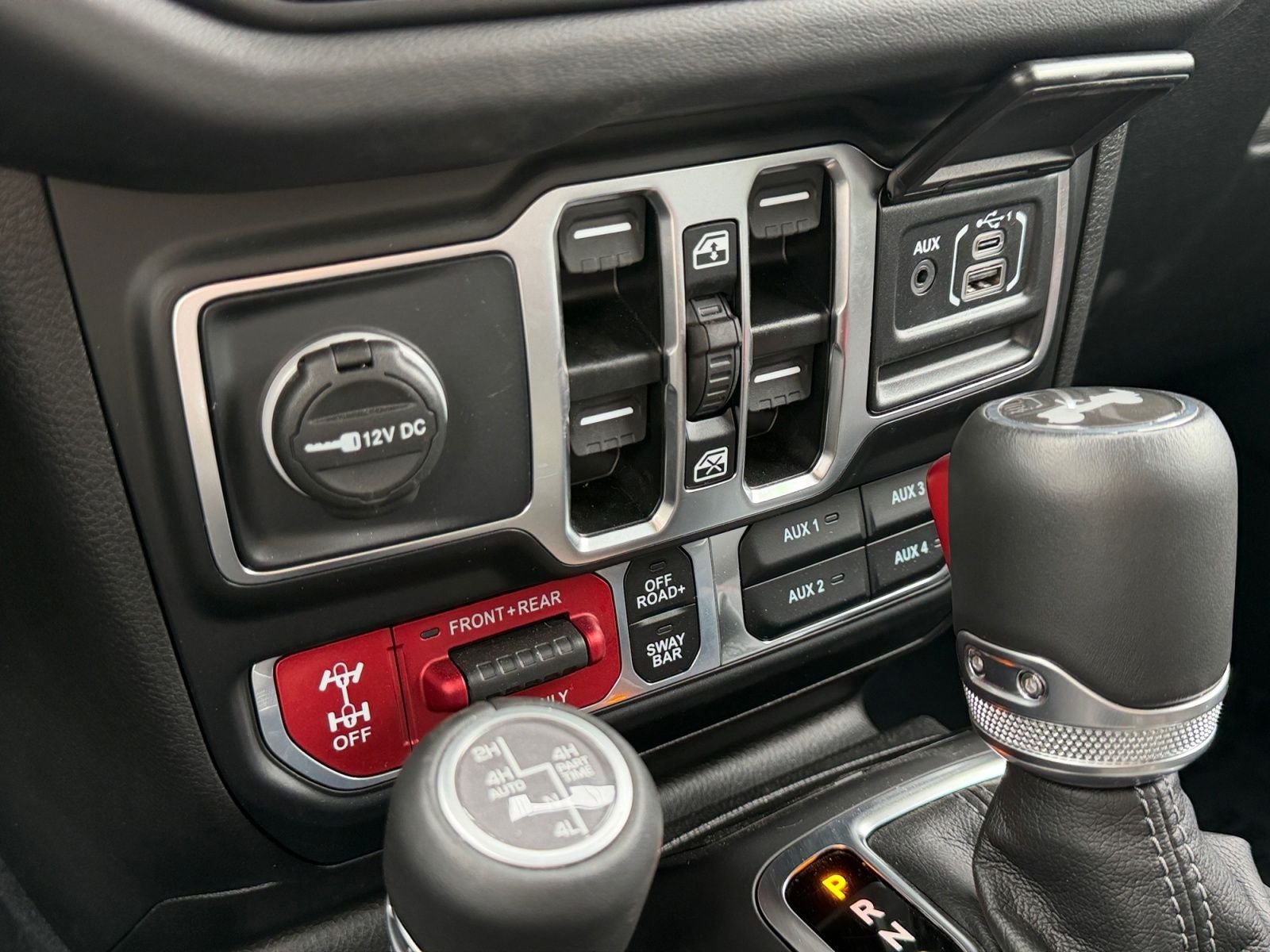 2025 Jeep Wrangler 2-Door Recon
