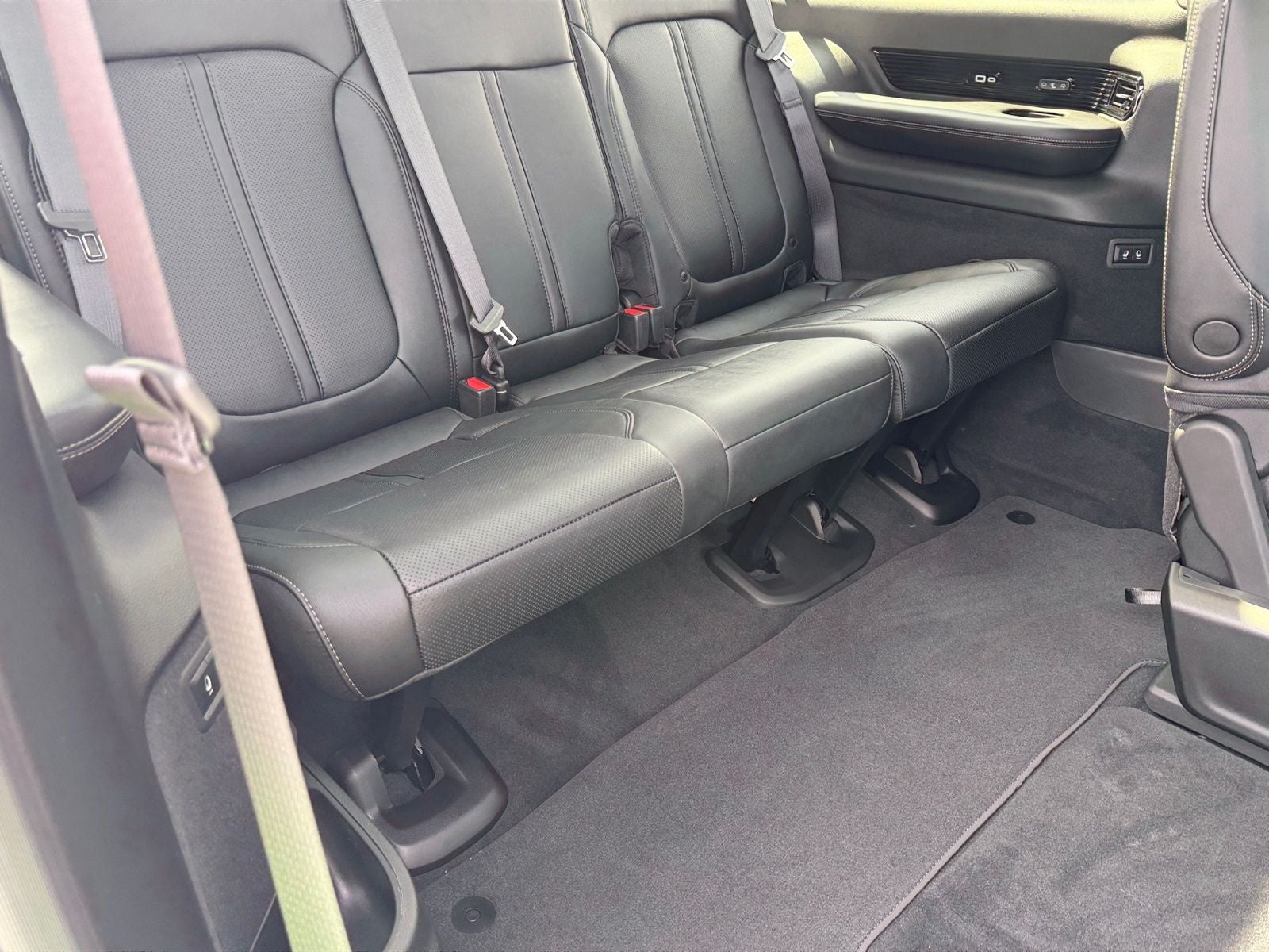 2026 Jeep Grand Wagoneer L Summit Obsidian