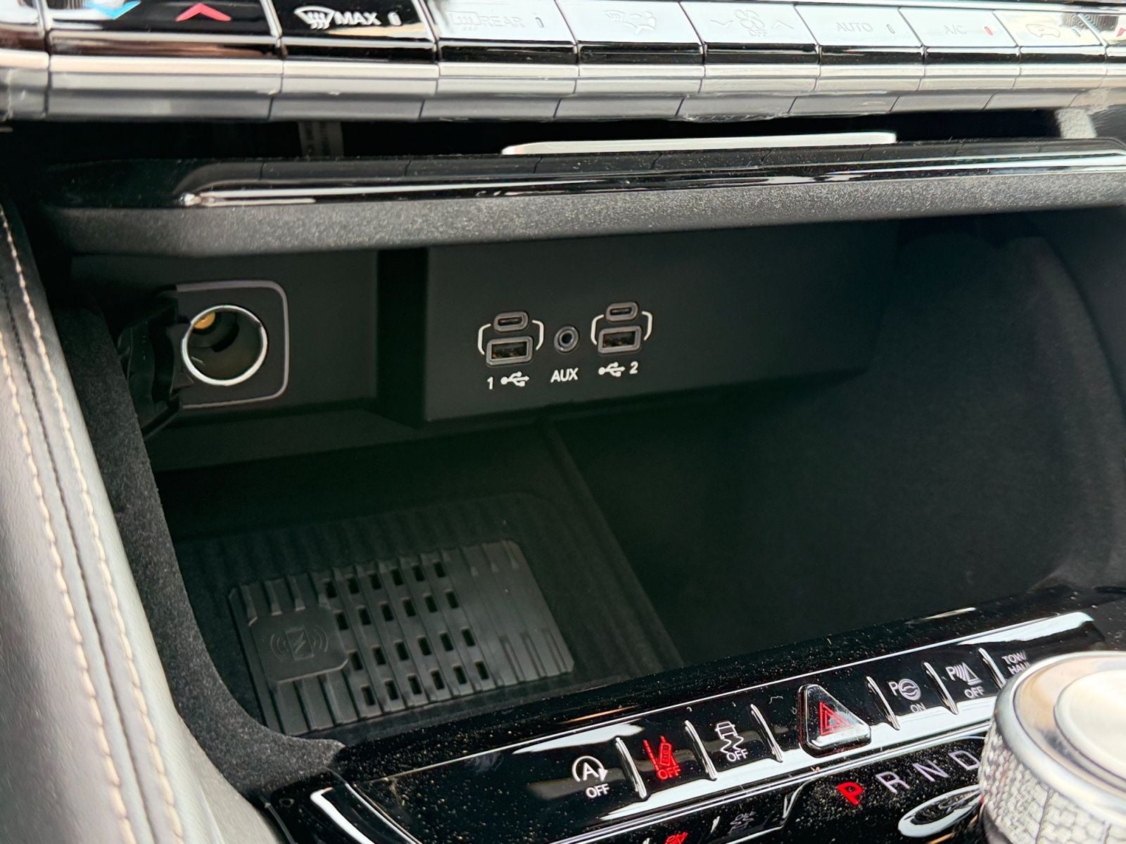 2026 Jeep Grand Wagoneer GRAND WAGONEER UPLAND 4X4