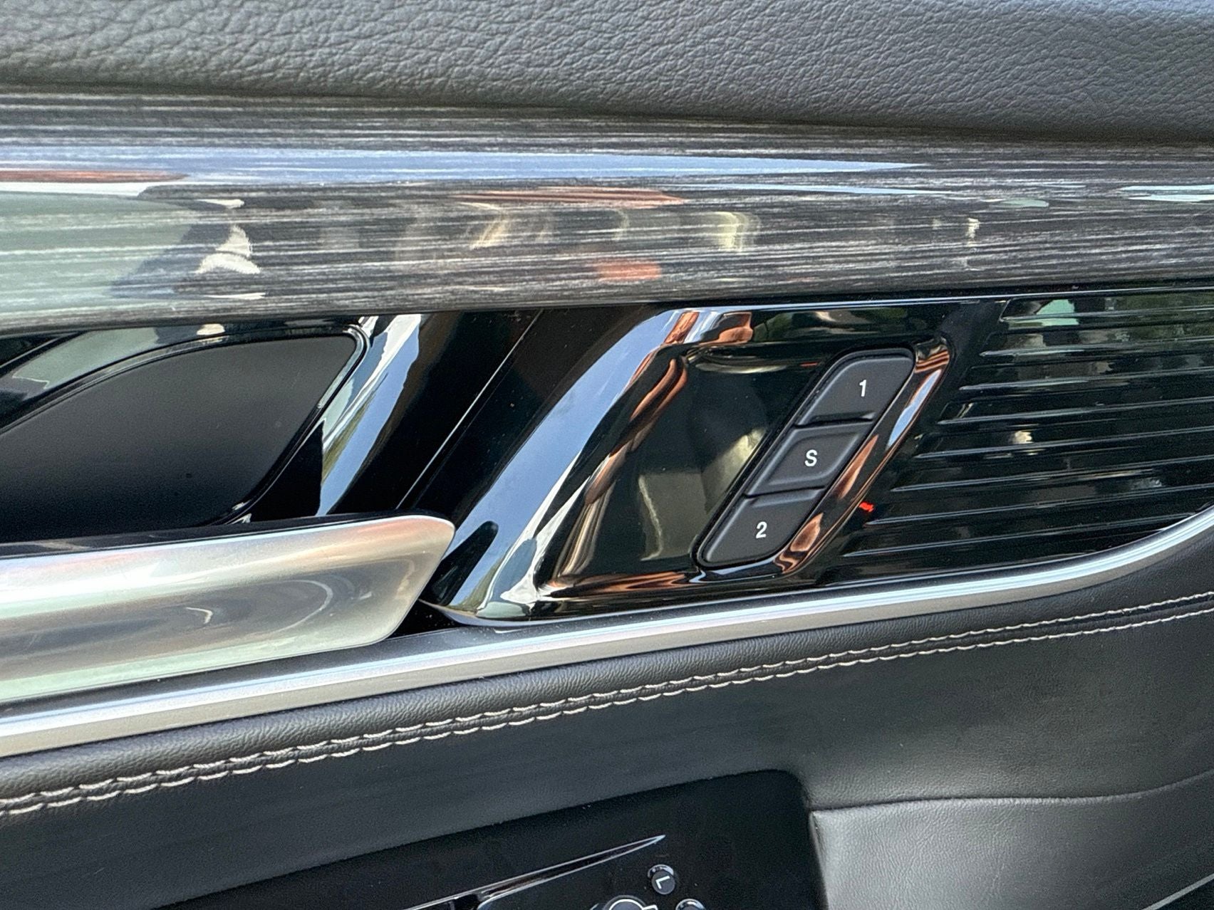 2022 Jeep Wagoneer Series III 4x4