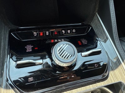 2022 Jeep Wagoneer Series III 4x4