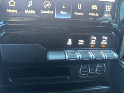 2023 RAM 1500 Big Horn Crew Cab 4x4 5'7' Box