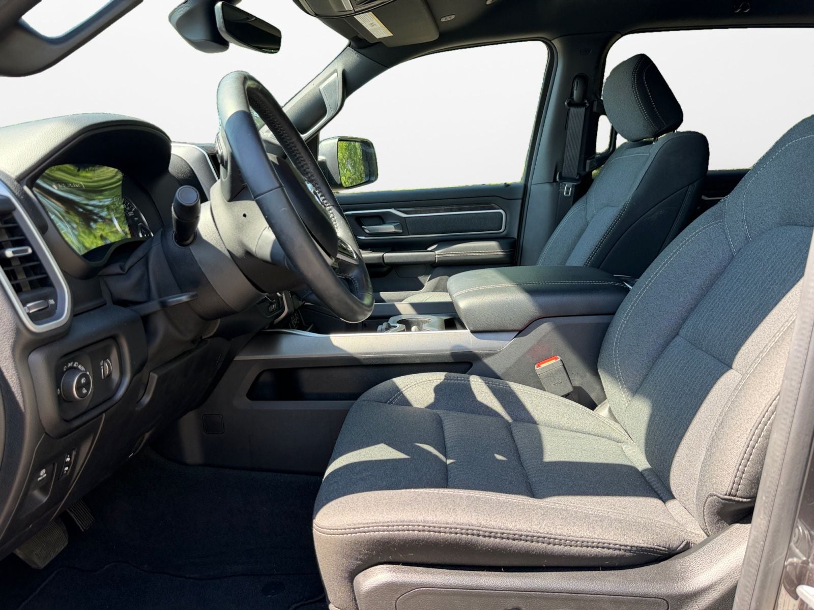 2020 RAM 1500 Big Horn Crew Cab 4x4 5'7' Box