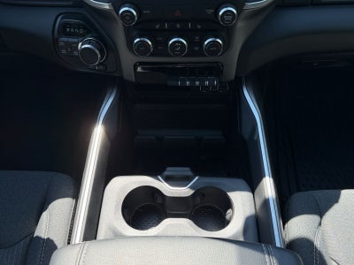 2020 RAM 1500 Big Horn Crew Cab 4x4 5'7' Box