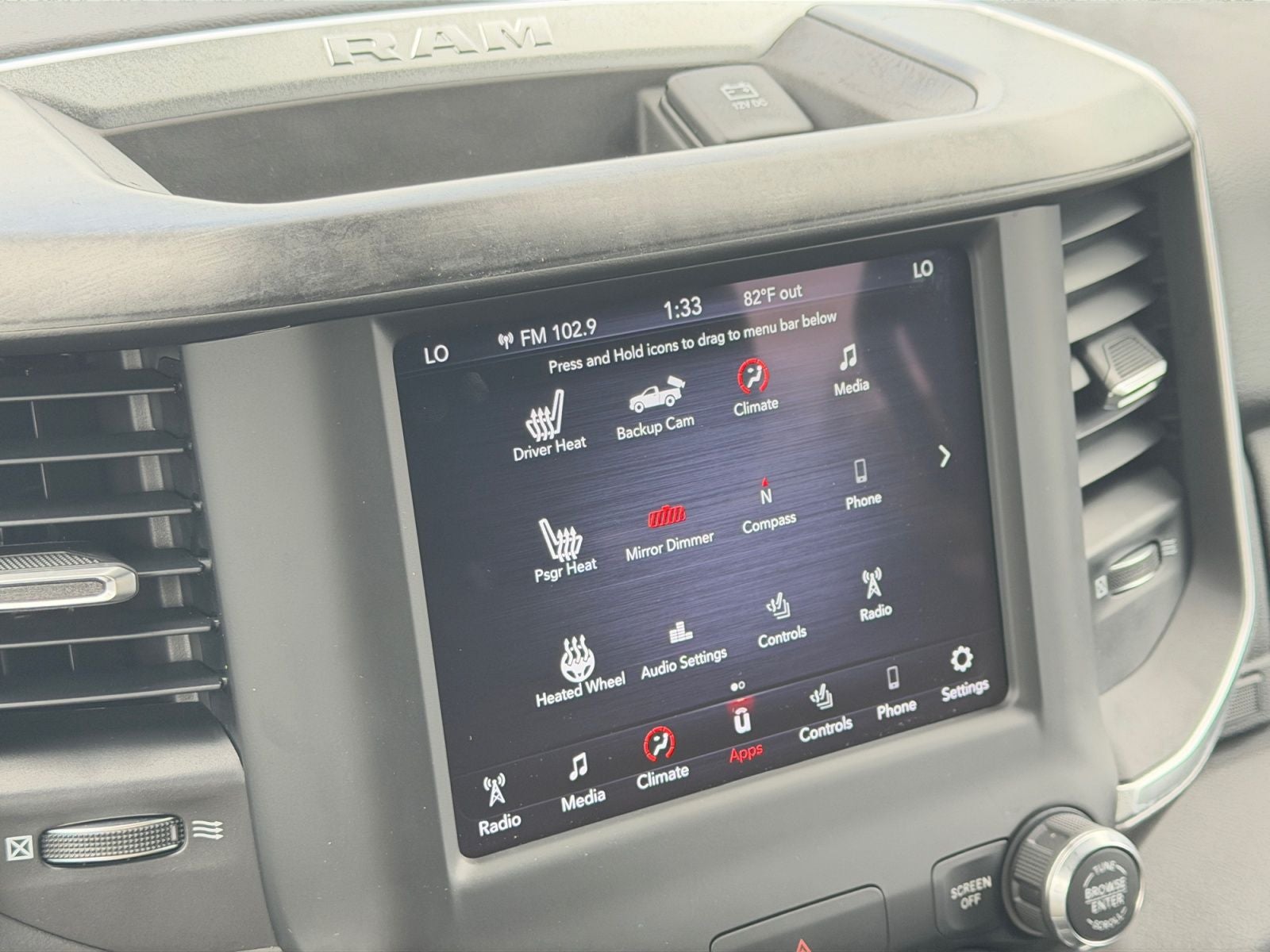 2020 RAM 1500 Big Horn Crew Cab 4x4 5'7' Box