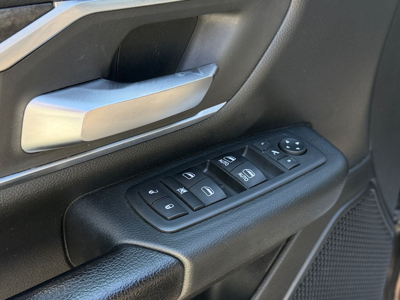 2019 RAM 1500 Big Horn/Lone Star Crew Cab 4x4 5'7' Box
