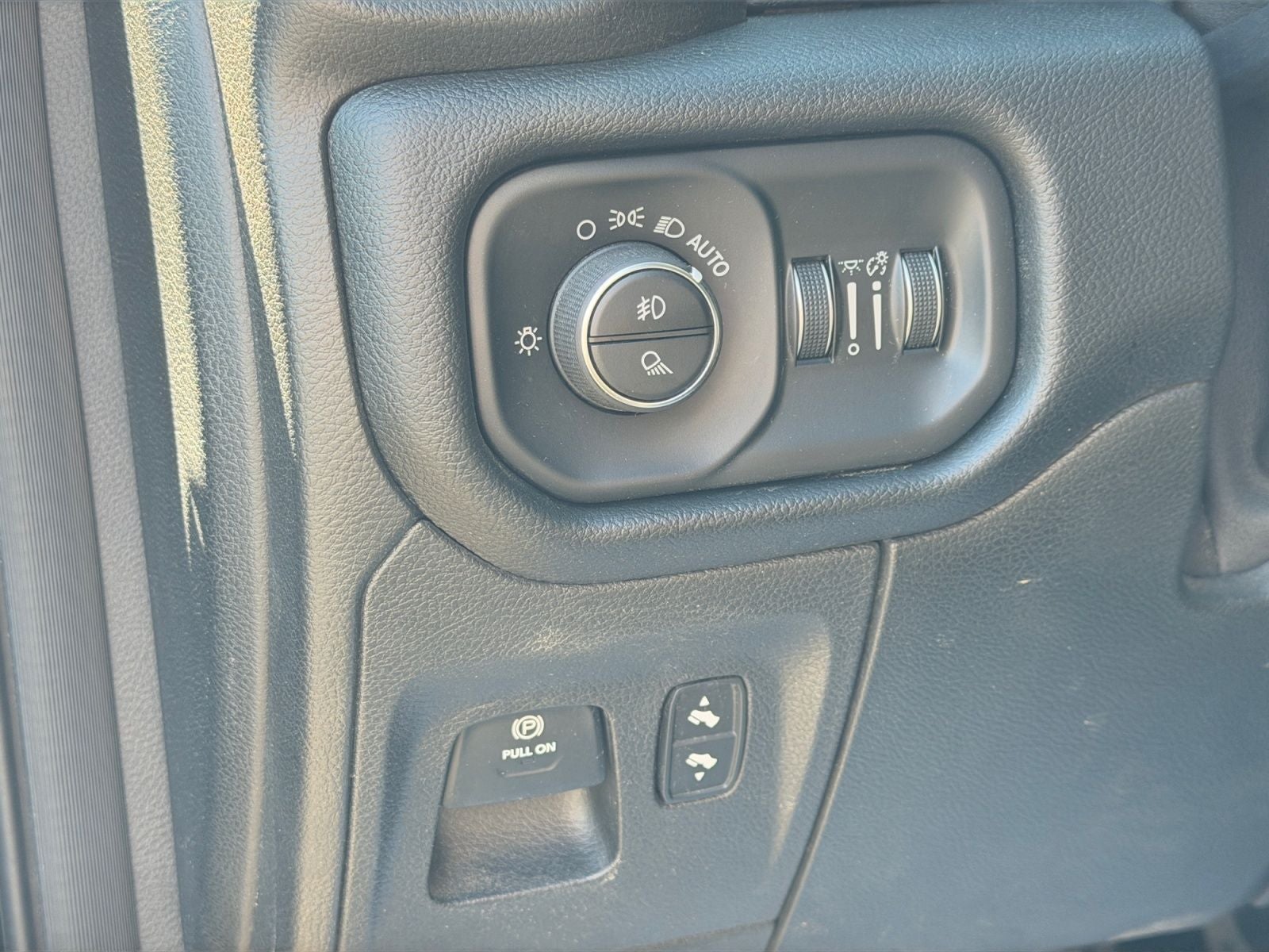 2019 RAM 1500 Big Horn/Lone Star Crew Cab 4x4 5'7' Box