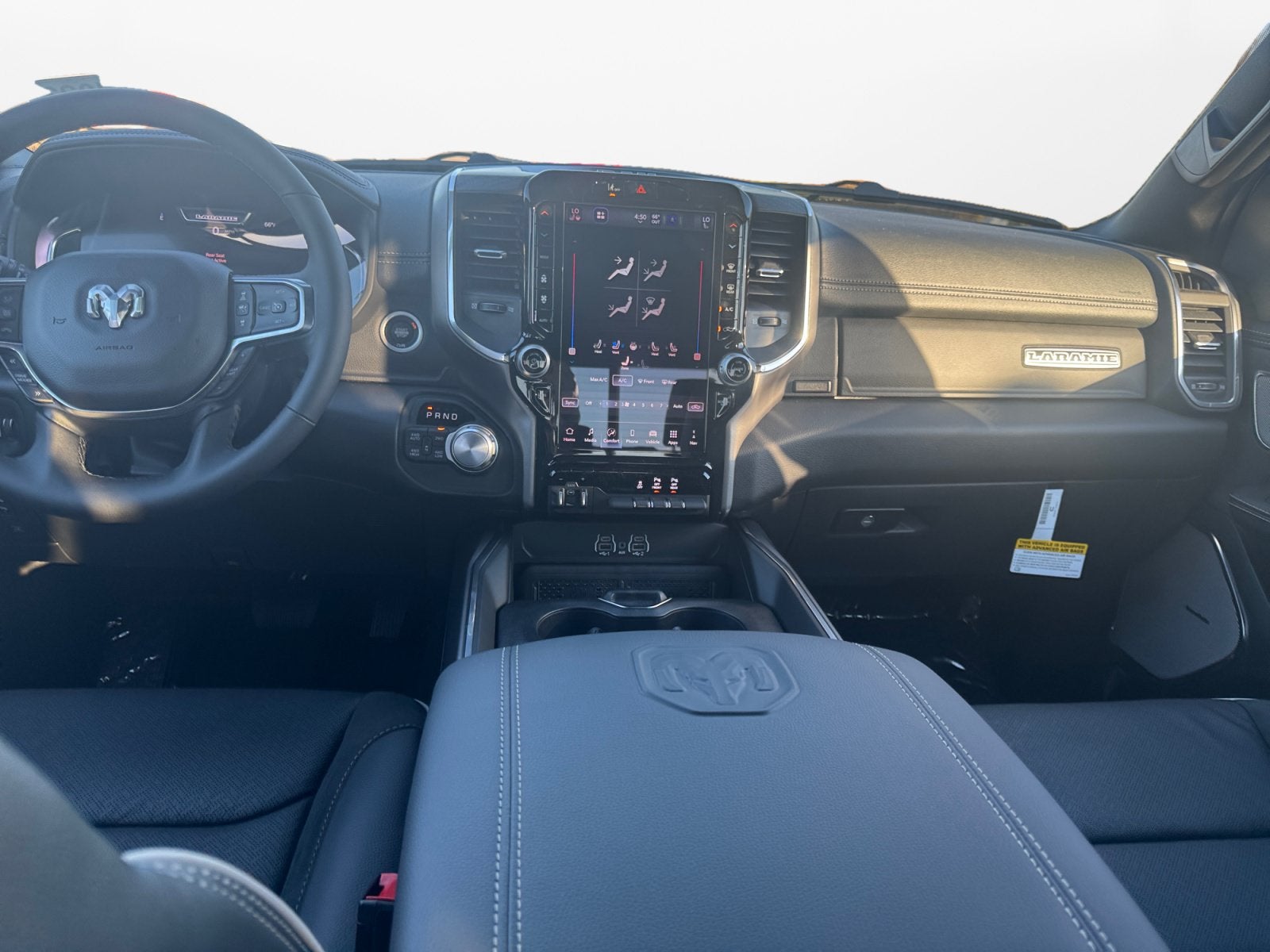 2027 RAM Ram 1500 RAM 1500 LARAMIE CREW CAB 4X4 5'7' BOX