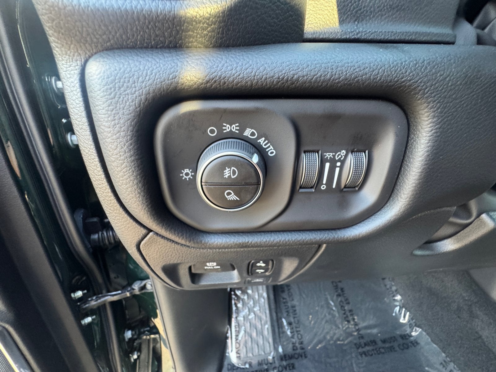 2027 RAM Ram 1500 RAM 1500 LARAMIE CREW CAB 4X4 5'7' BOX