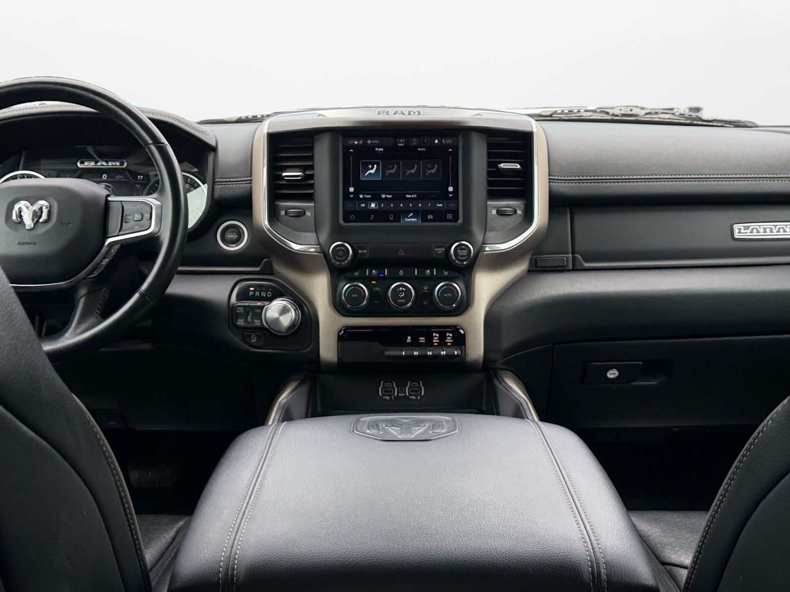 2022 RAM 1500 Laramie Crew Cab 4x4 5'7' Box