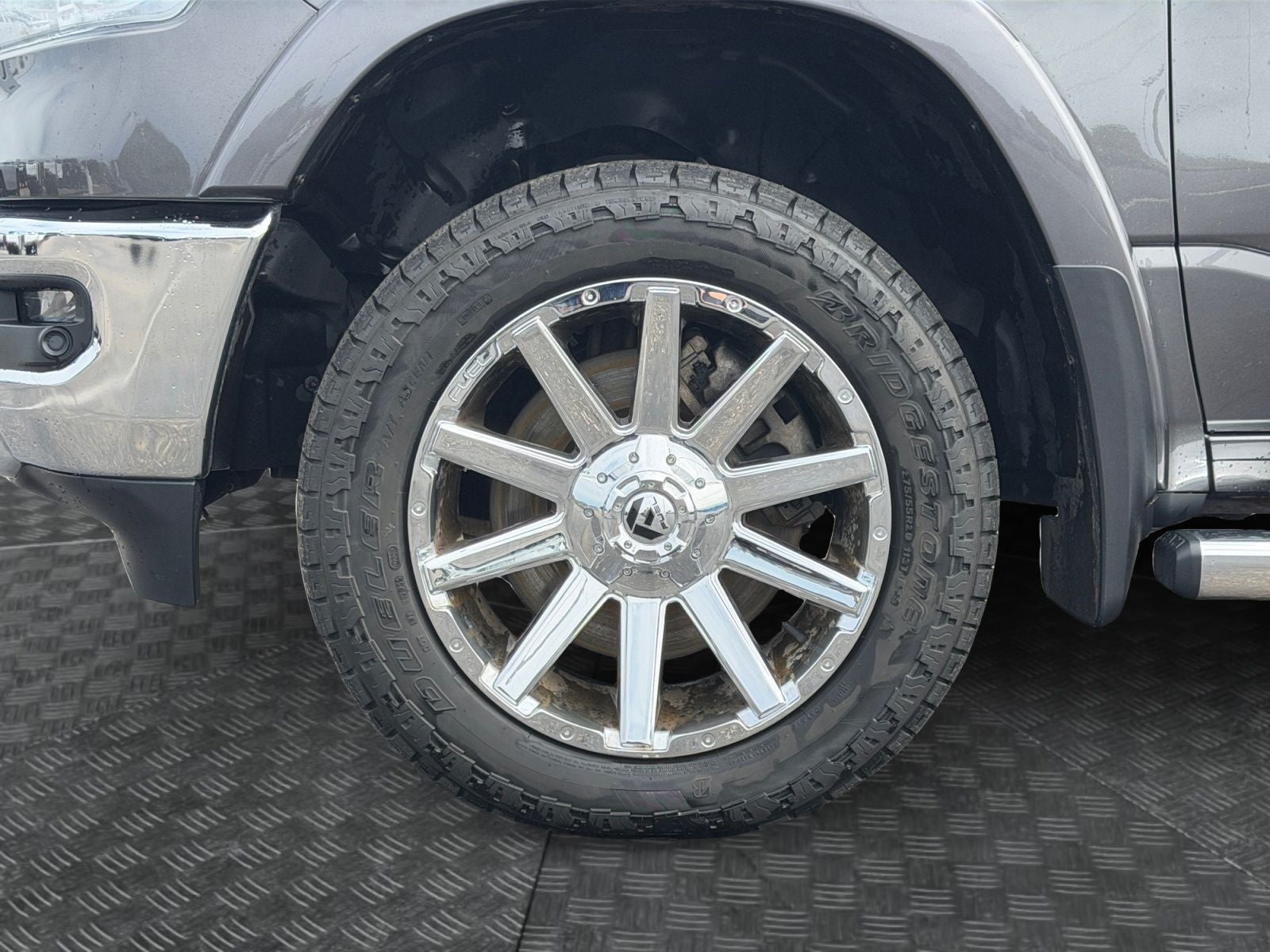 2022 RAM 1500 Laramie Crew Cab 4x4 5'7' Box
