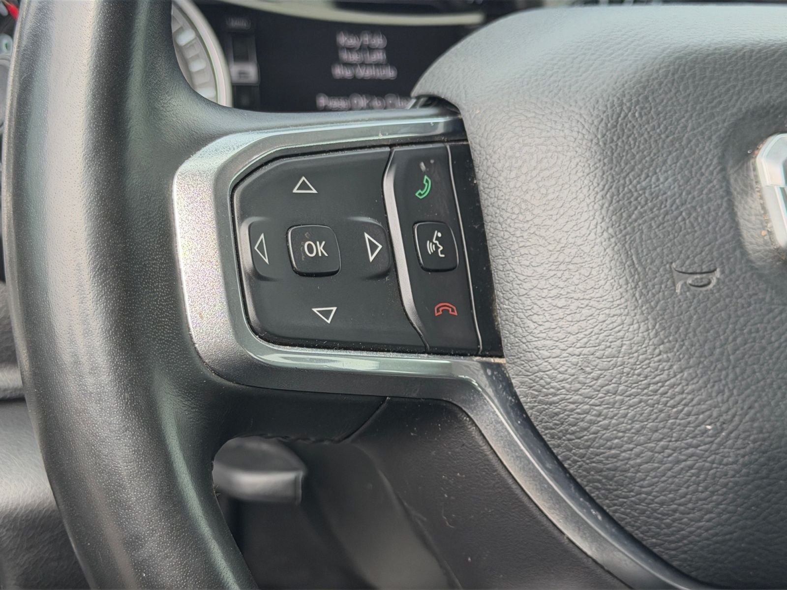 2022 RAM 1500 Laramie Crew Cab 4x4 5'7' Box