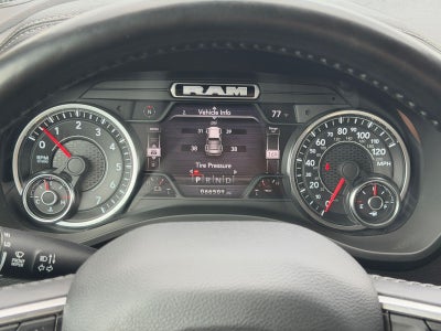 2022 RAM 1500 Laramie Crew Cab 4x4 5'7' Box