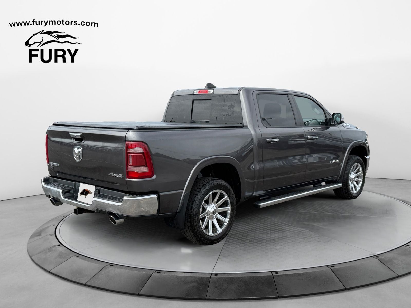 2022 RAM 1500 Laramie Crew Cab 4x4 5'7' Box