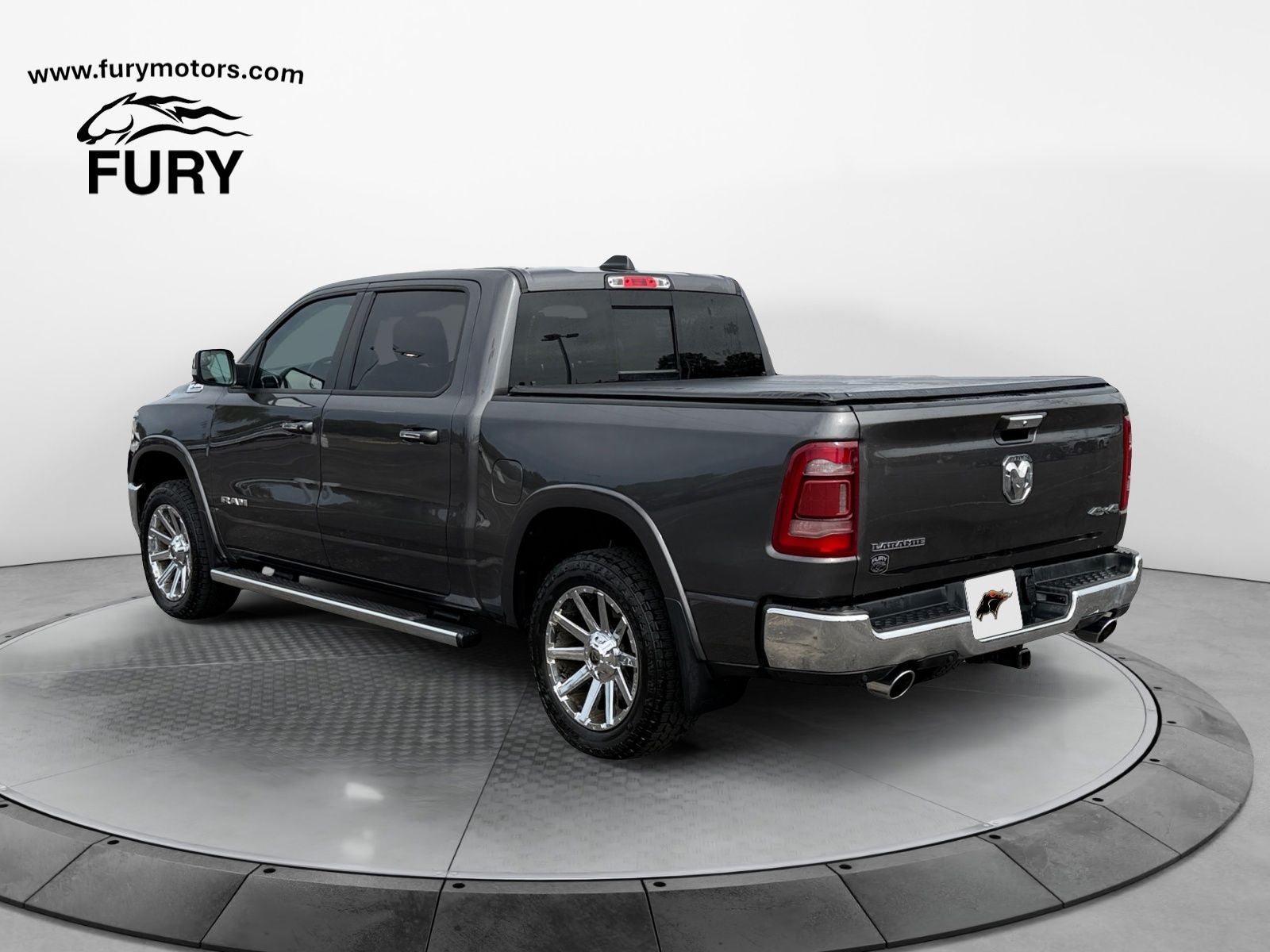2022 RAM 1500 Laramie Crew Cab 4x4 5'7' Box