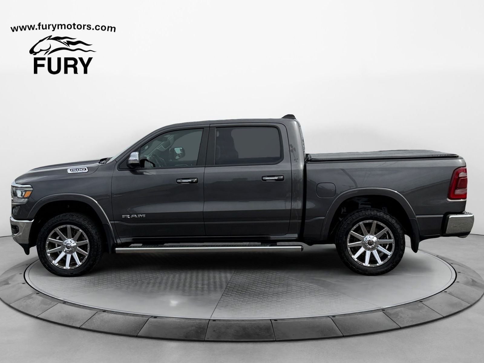2022 RAM 1500 Laramie Crew Cab 4x4 5'7' Box
