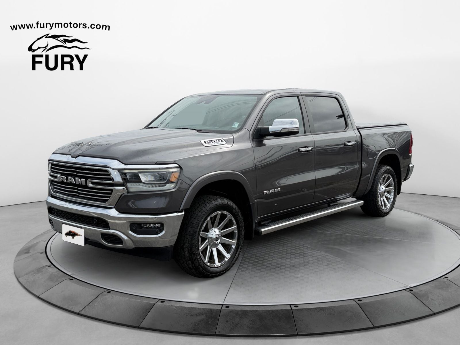 2022 RAM 1500 Laramie Crew Cab 4x4 5'7' Box