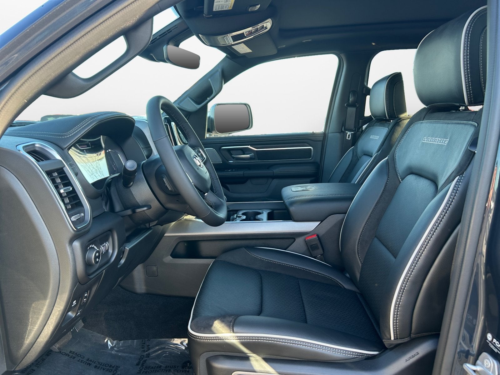 2027 RAM Ram 1500 RAM 1500 LARAMIE CREW CAB 4X4 5'7' BOX