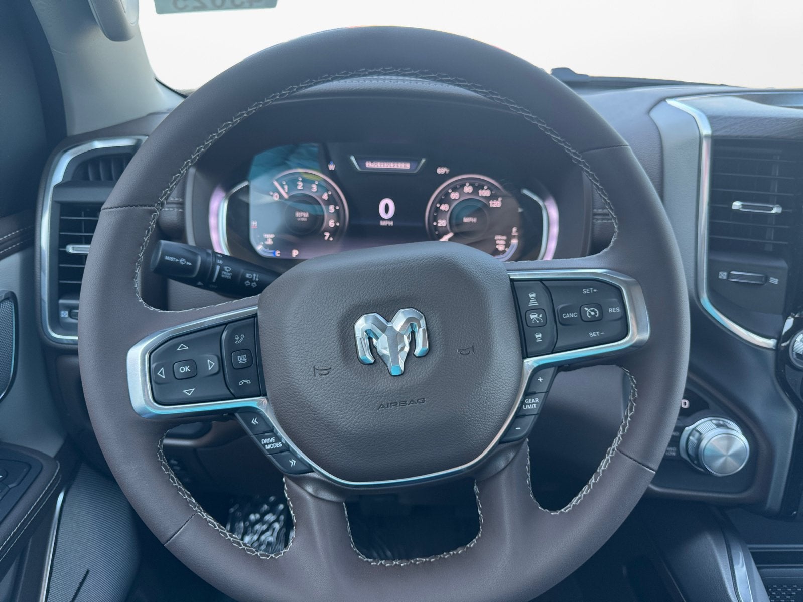 2027 RAM Ram 1500 RAM 1500 LARAMIE CREW CAB 4X4 5'7' BOX