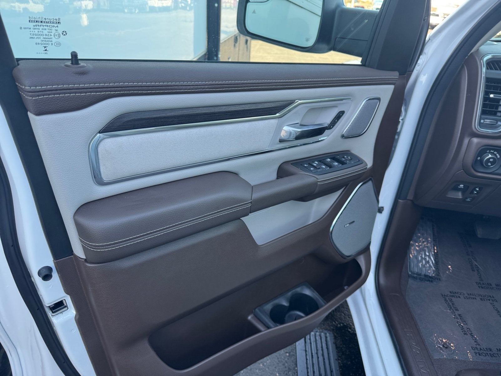 2027 RAM Ram 1500 RAM 1500 LARAMIE CREW CAB 4X4 5'7' BOX