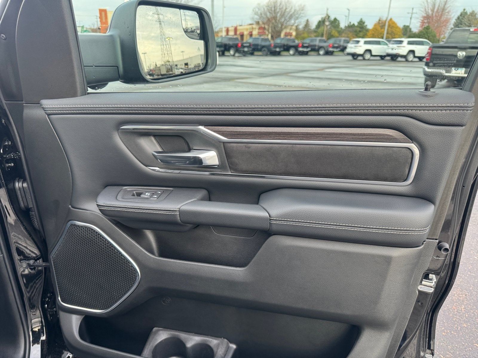 2027 RAM Ram 1500 RAM 1500 LARAMIE CREW CAB 4X4 5'7' BOX