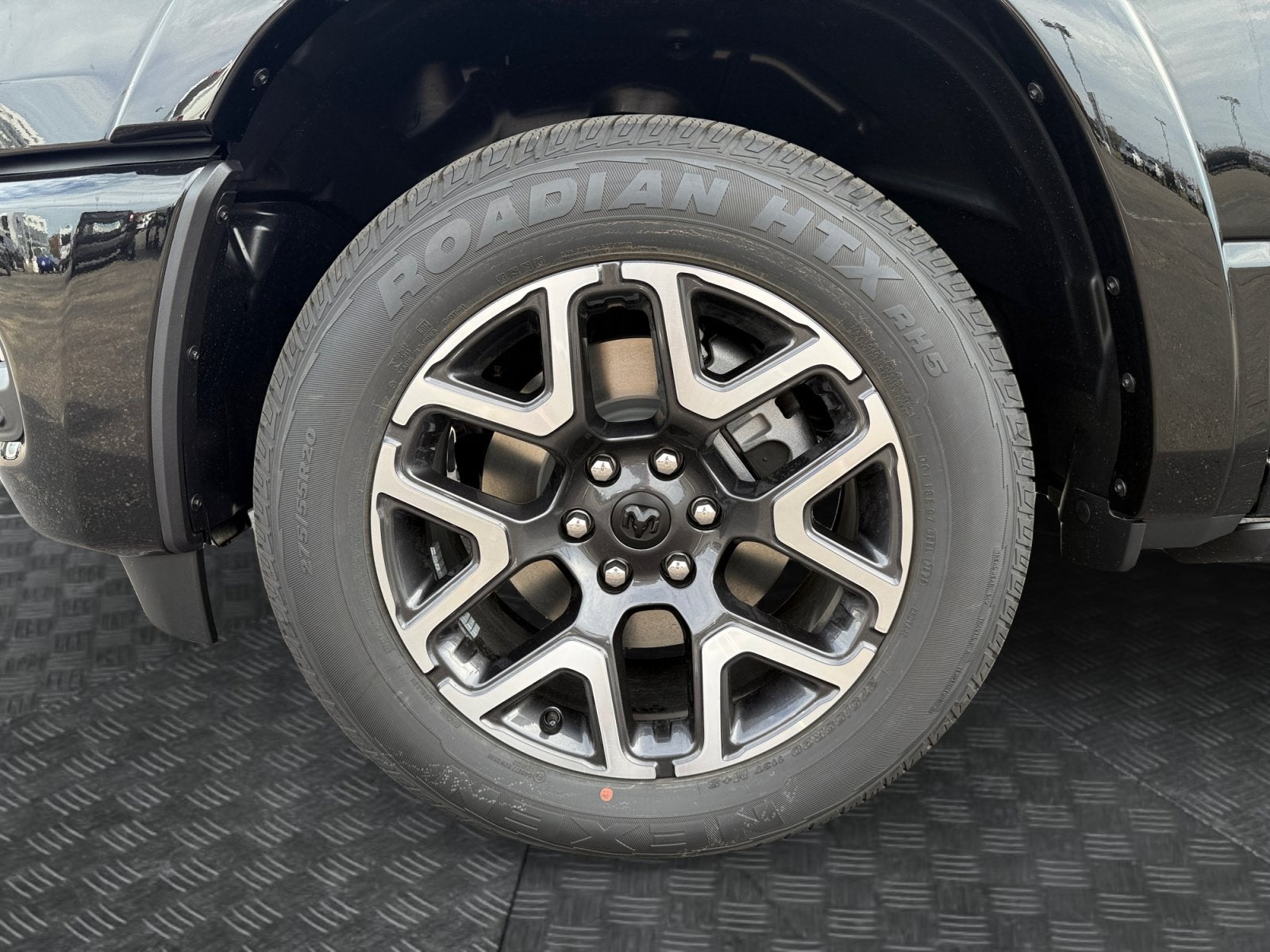 2027 RAM Ram 1500 RAM 1500 LARAMIE CREW CAB 4X4 5'7' BOX
