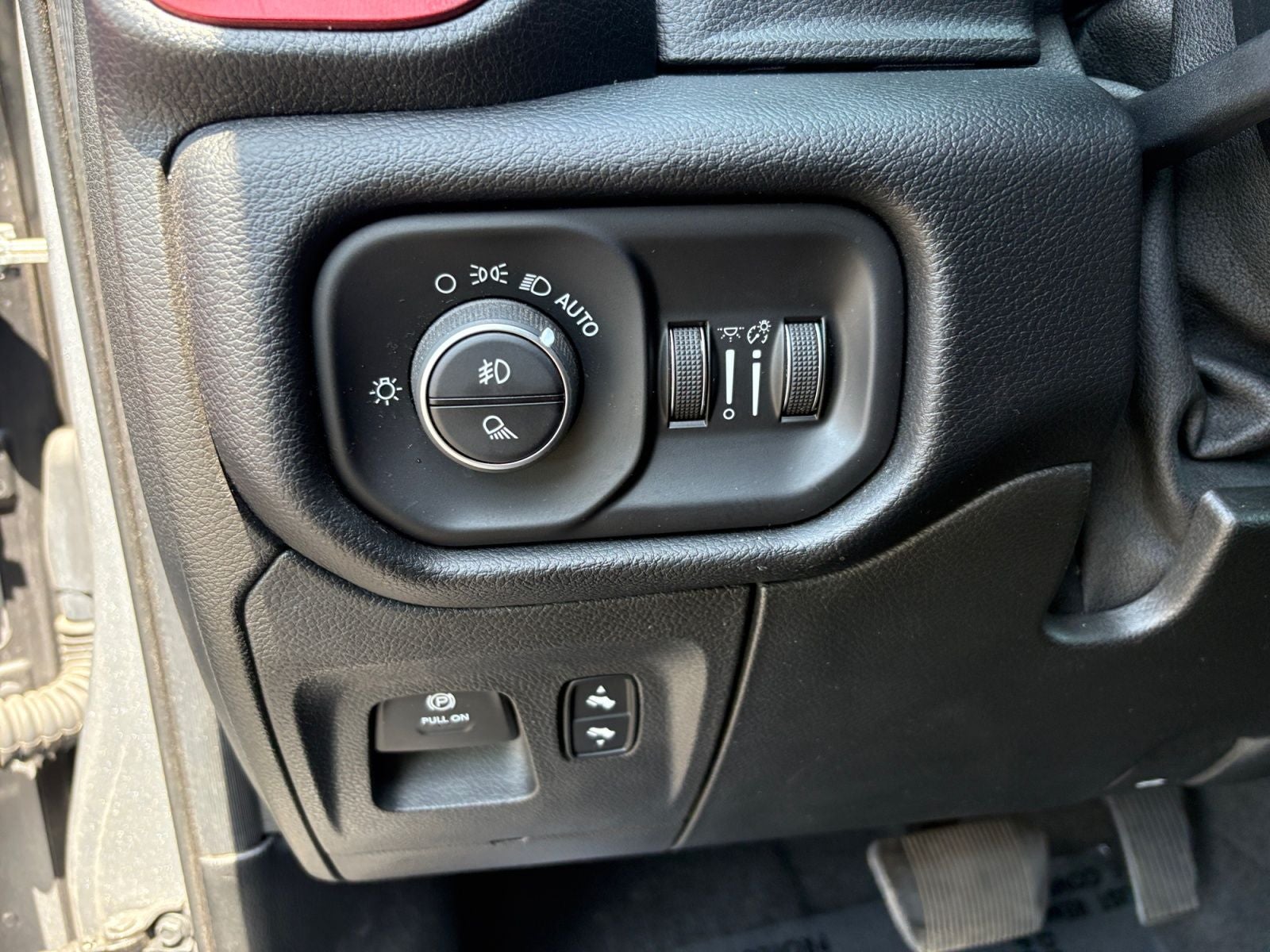 2019 RAM 1500 Rebel Crew Cab 4x4 5'7' Box
