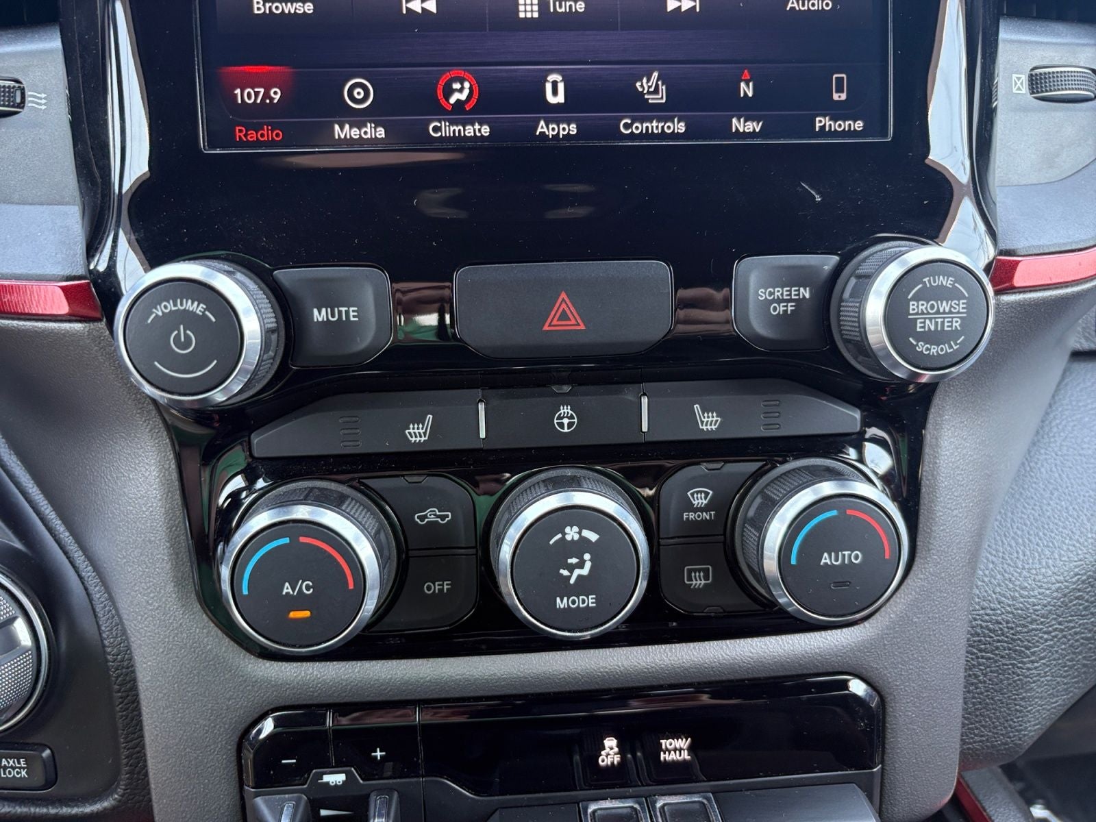 2019 RAM 1500 Rebel Crew Cab 4x4 5'7' Box