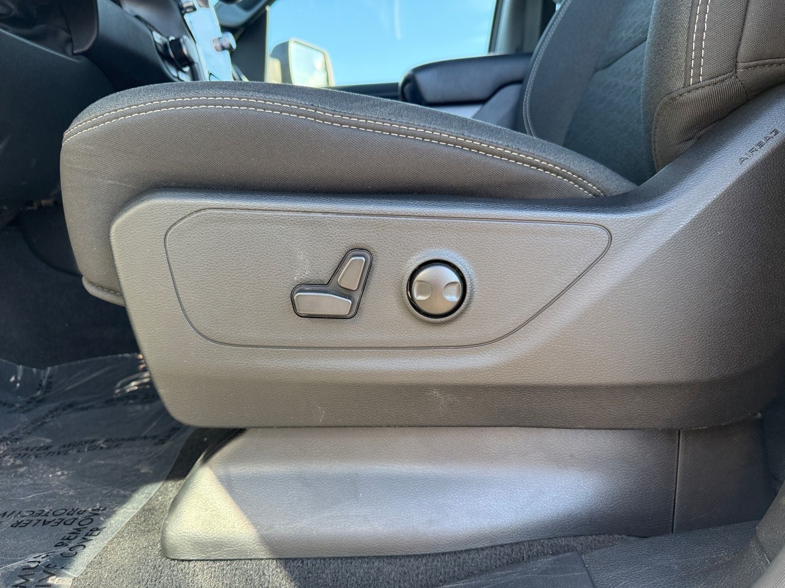 2025 RAM 1500 Big Horn Crew Cab 4x4 6'4' Box