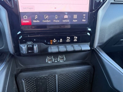 2025 RAM 1500 Big Horn Crew Cab 4x4 6'4' Box