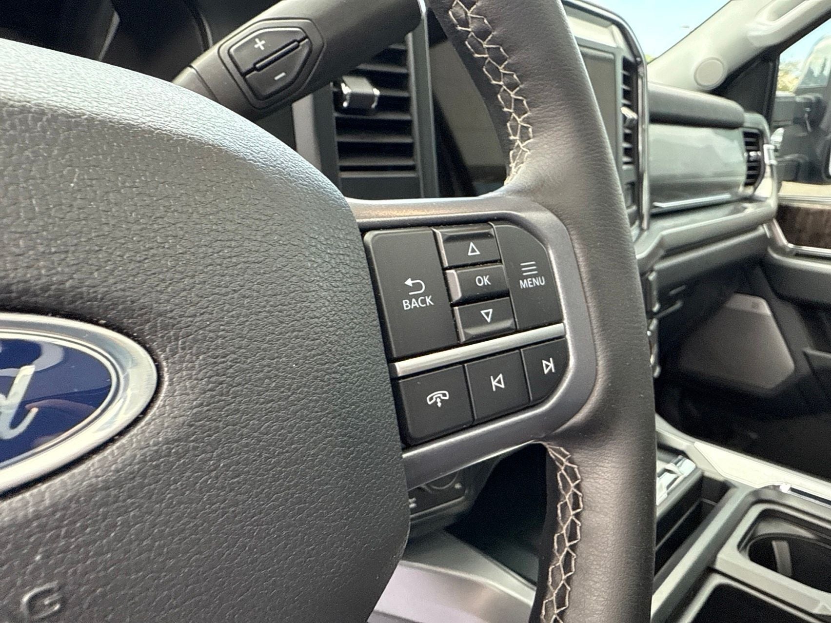 2025 Ford F-350SD Lariat