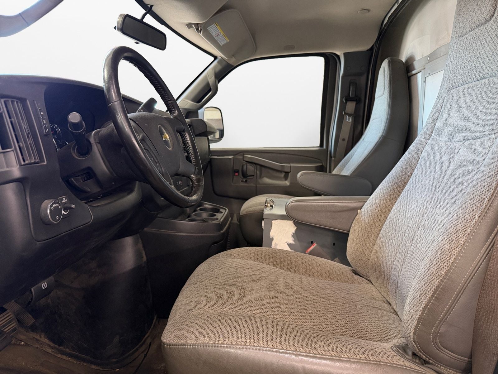 2020 Chevrolet Express Cutaway Work Van