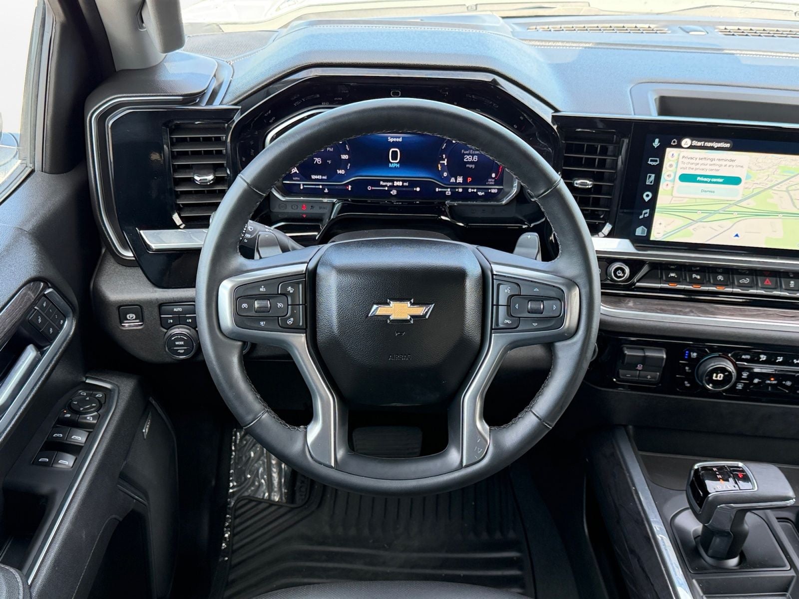 2025 Chevrolet Silverado 1500 4WD LTZ